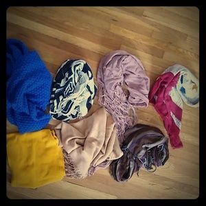 5 scarves for $20 or 2 scarves for $8!
